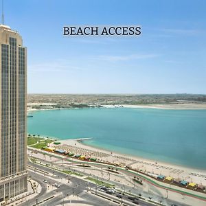 Wyndham Grand Doha West Bay Beach